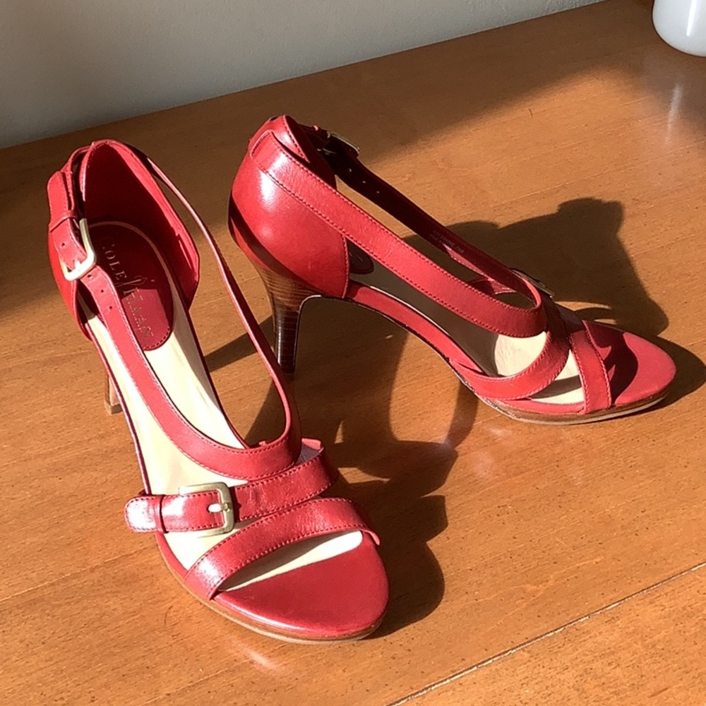NEW cole haan red and wood heeled sandals